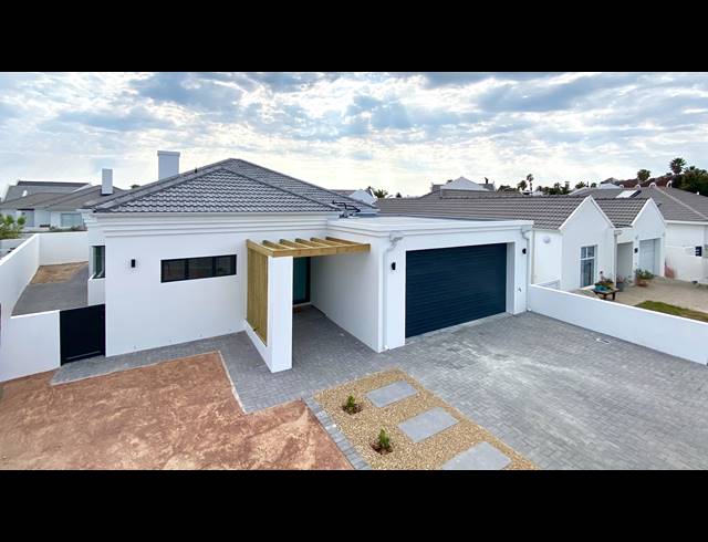 3 BEDROOM HOUSE FOR SALE IN SHELLEY POINT